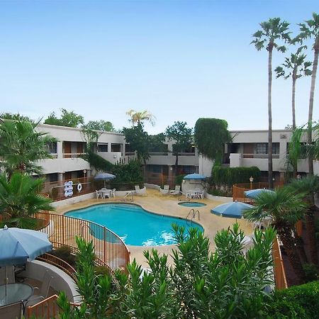 Ramada Tucson East Hotel Exterior photo