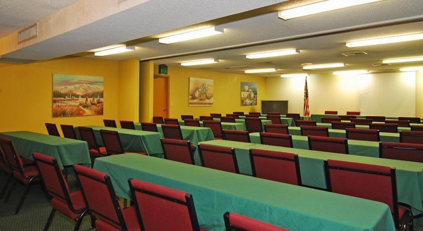 Ramada Tucson East Hotel Exterior photo