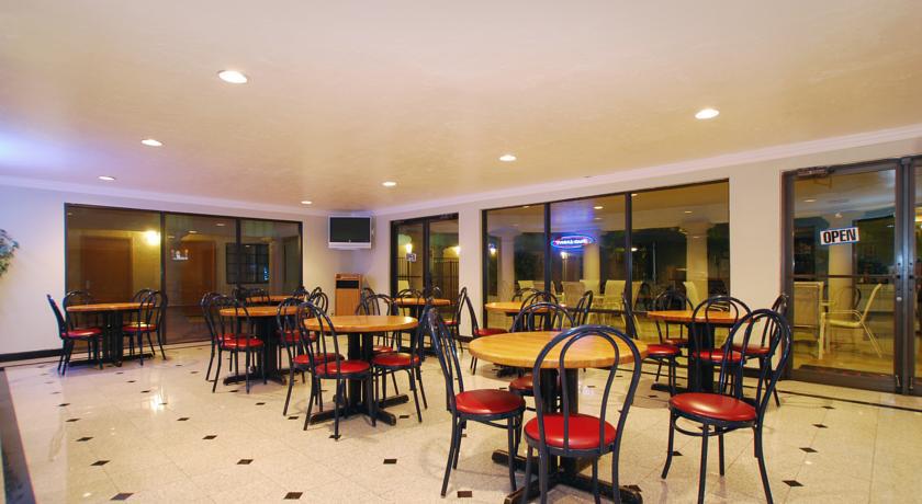 Ramada Tucson East Hotel Exterior photo