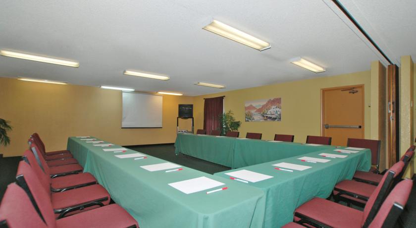 Ramada Tucson East Hotel Exterior photo